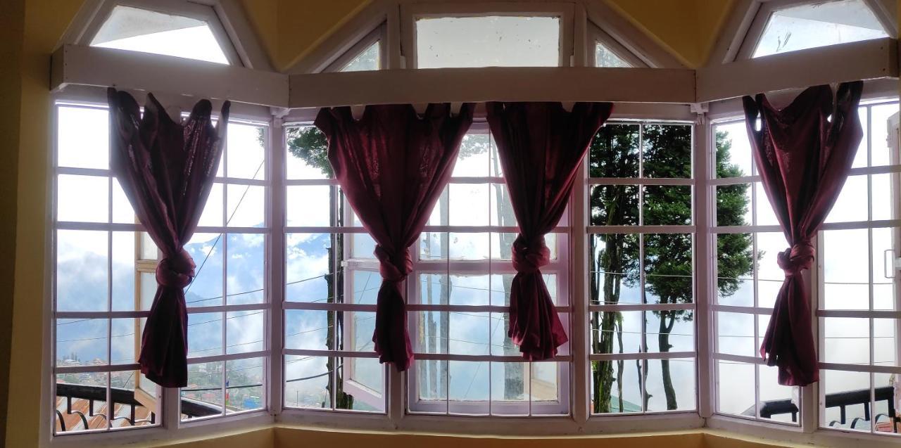 דרג'ילינג Wind Home Darjeeling- Budget Hotel Near Mall מראה חיצוני תמונה