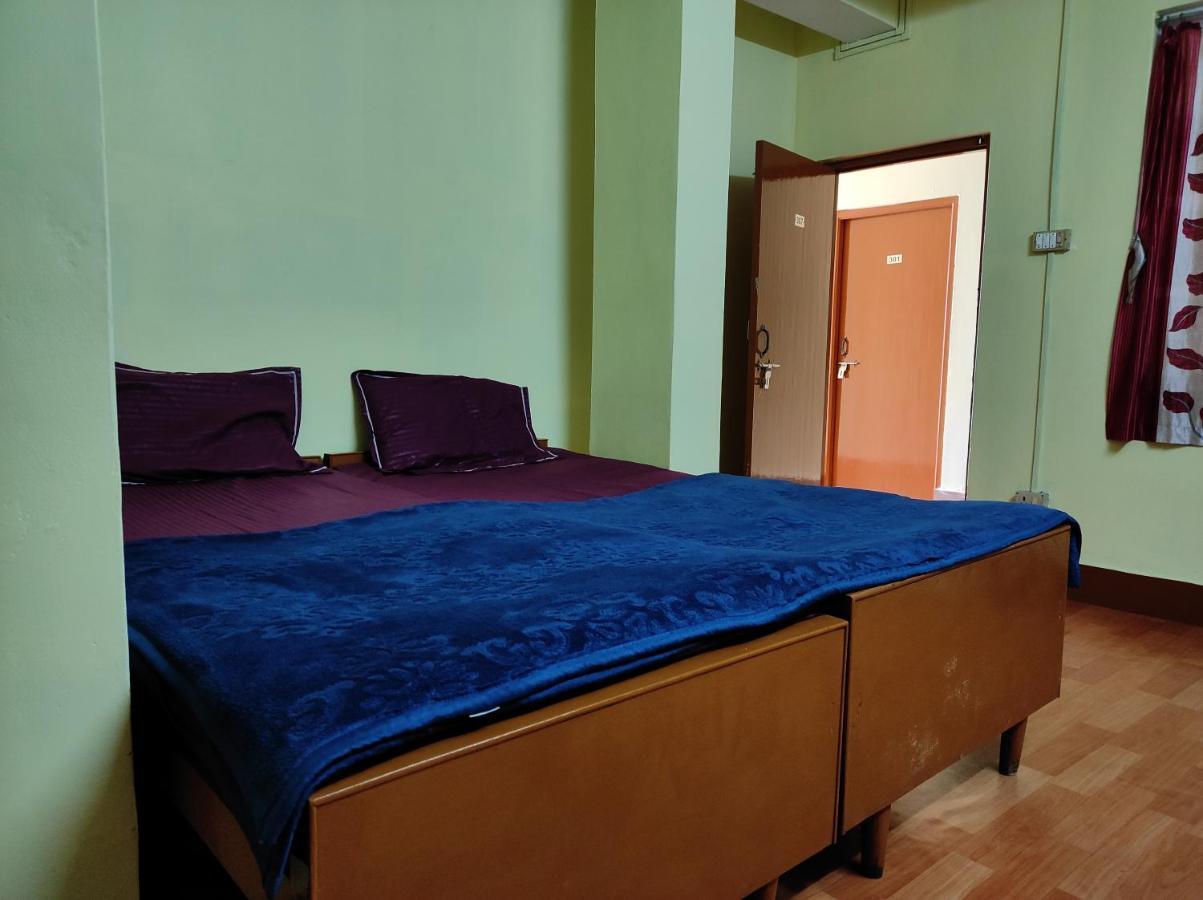 דרג'ילינג Wind Home Darjeeling- Budget Hotel Near Mall מראה חיצוני תמונה