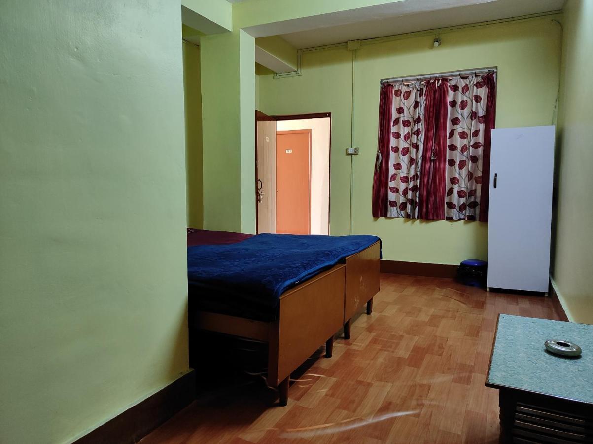דרג'ילינג Wind Home Darjeeling- Budget Hotel Near Mall מראה חיצוני תמונה