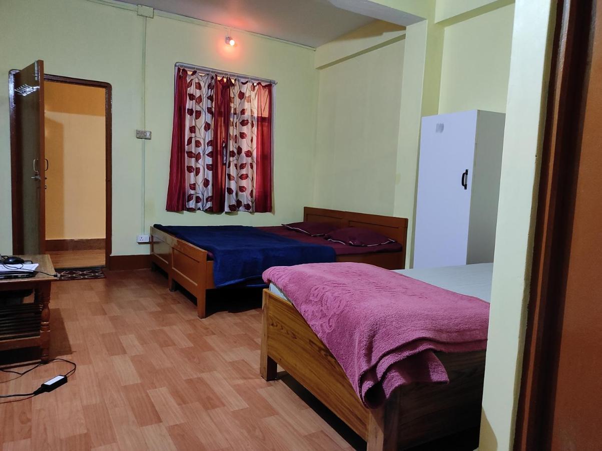 דרג'ילינג Wind Home Darjeeling- Budget Hotel Near Mall מראה חיצוני תמונה