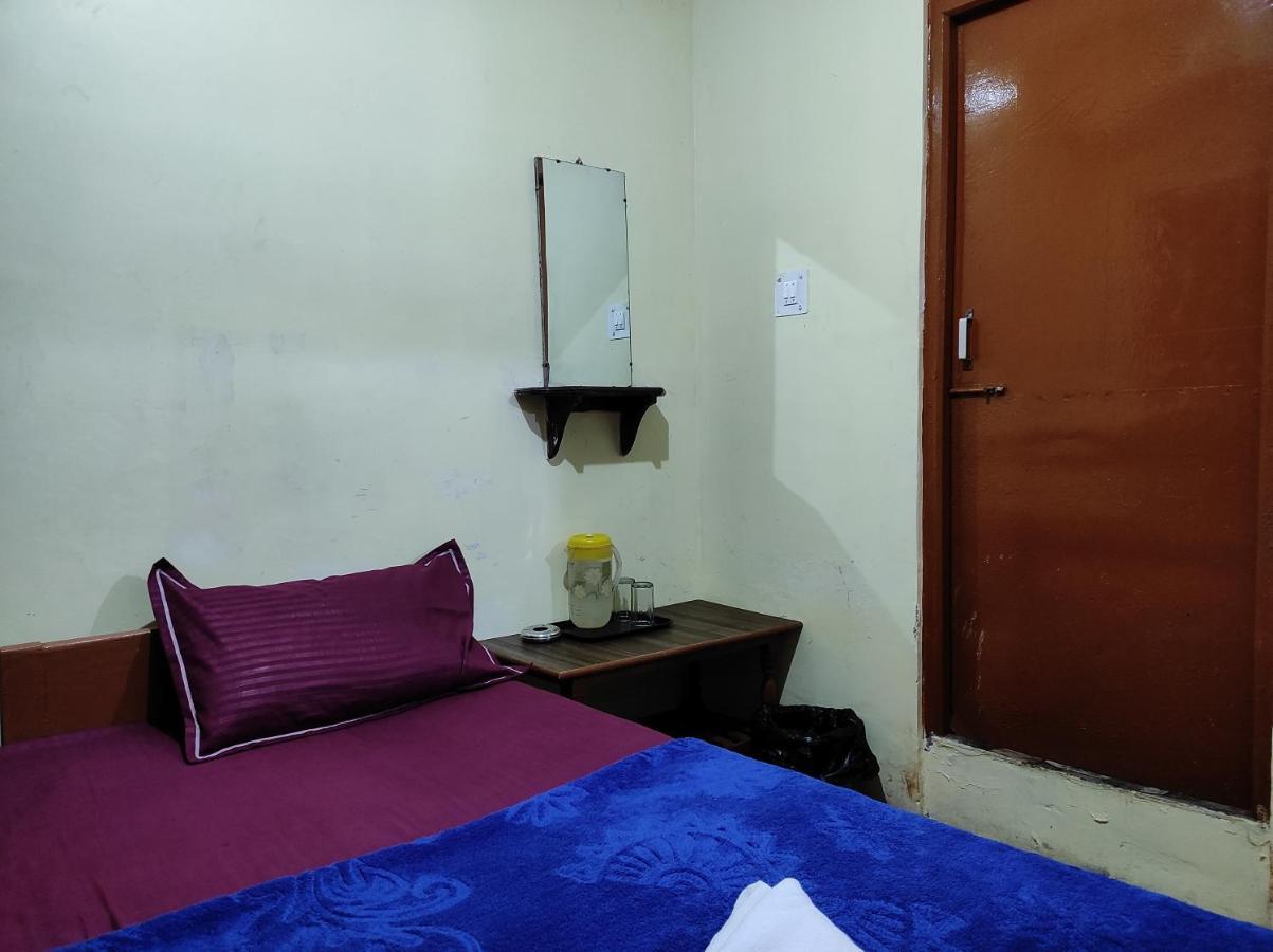 דרג'ילינג Wind Home Darjeeling- Budget Hotel Near Mall מראה חיצוני תמונה